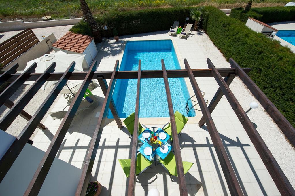 Sandy Coast Villas Anemone Argaka Exterior photo